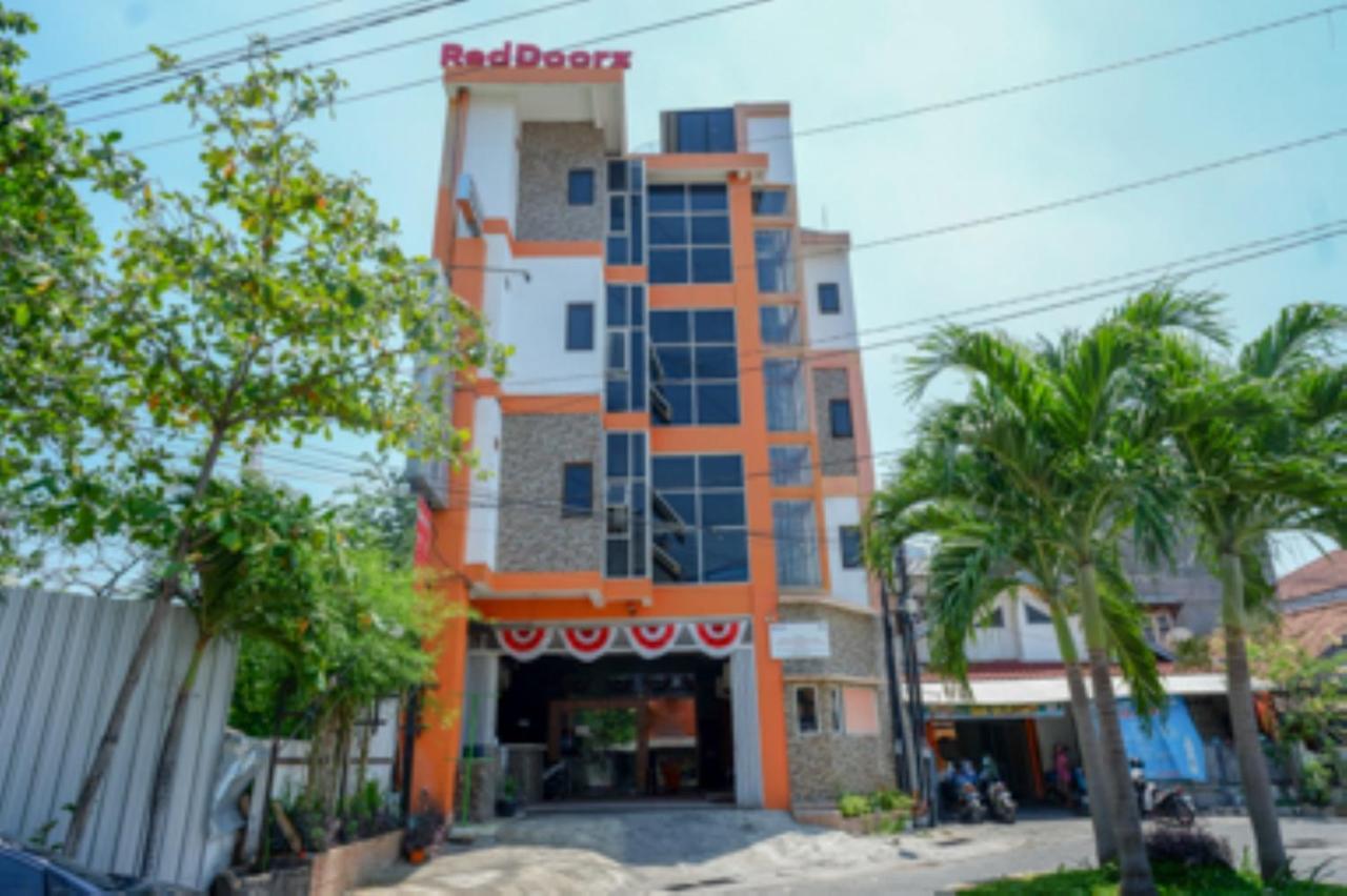 Oyo 1251 Residence 8 Semarang Extérieur photo